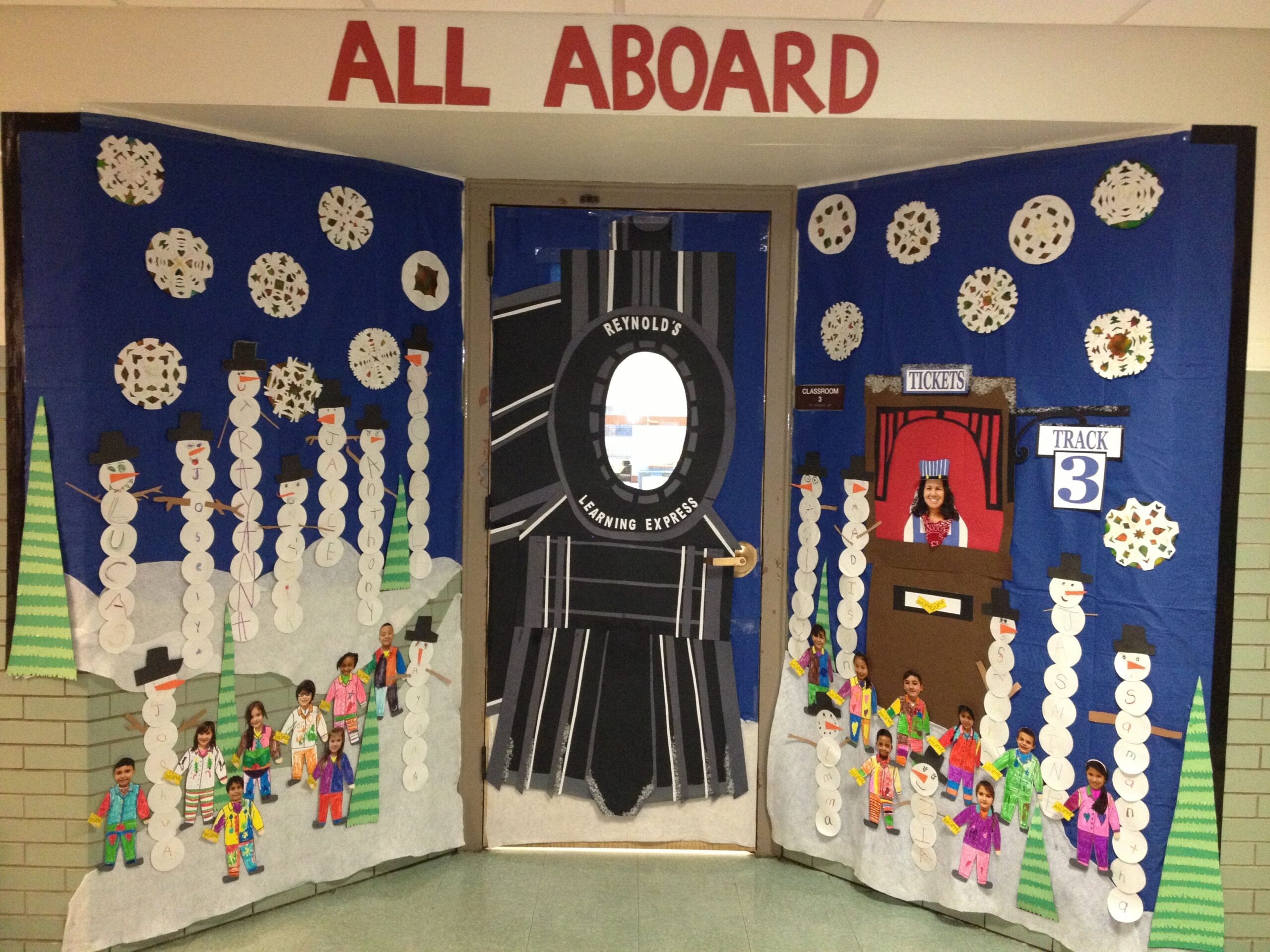 25 Kids Fun Ideas Christmas Classroom Polar Express Party Polar Express Theme 25 Kids Fun Ideas Christmas Classroom Polar Express Party Polar Express Theme