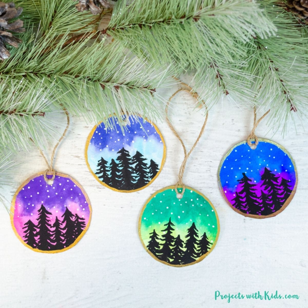 Creative Christmas Arts And Crafts For Kids To Make Projects With Kids Creative Christmas Arts And Crafts For Kids To Make Projects With Kids