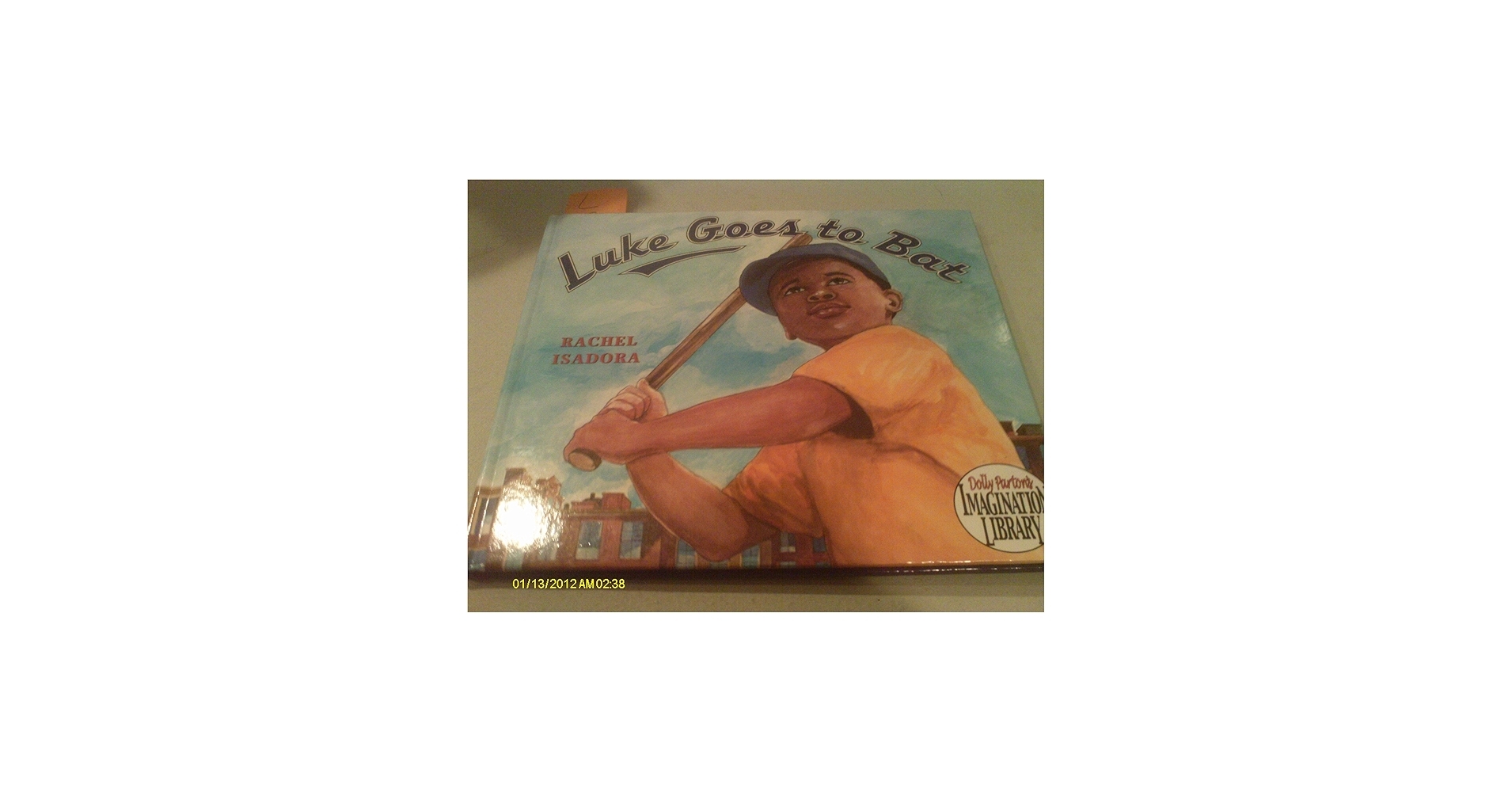 Luke Goes To Bat Isadora Rachel Isadora Rachel 9780399236044 Amazon Books Luke Goes To Bat Isadora Rachel Isadora Rachel 9780399236044 Amazon Books