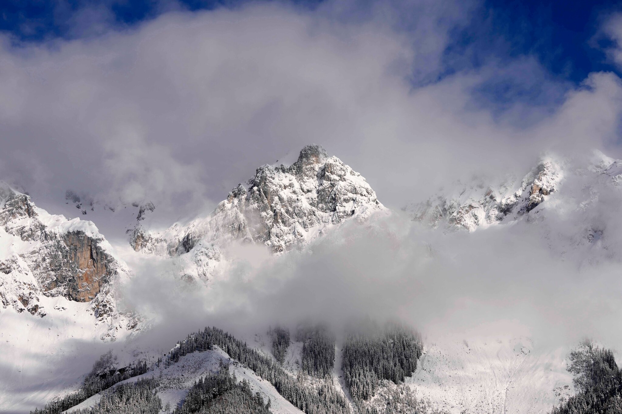 mountain range crossword clue