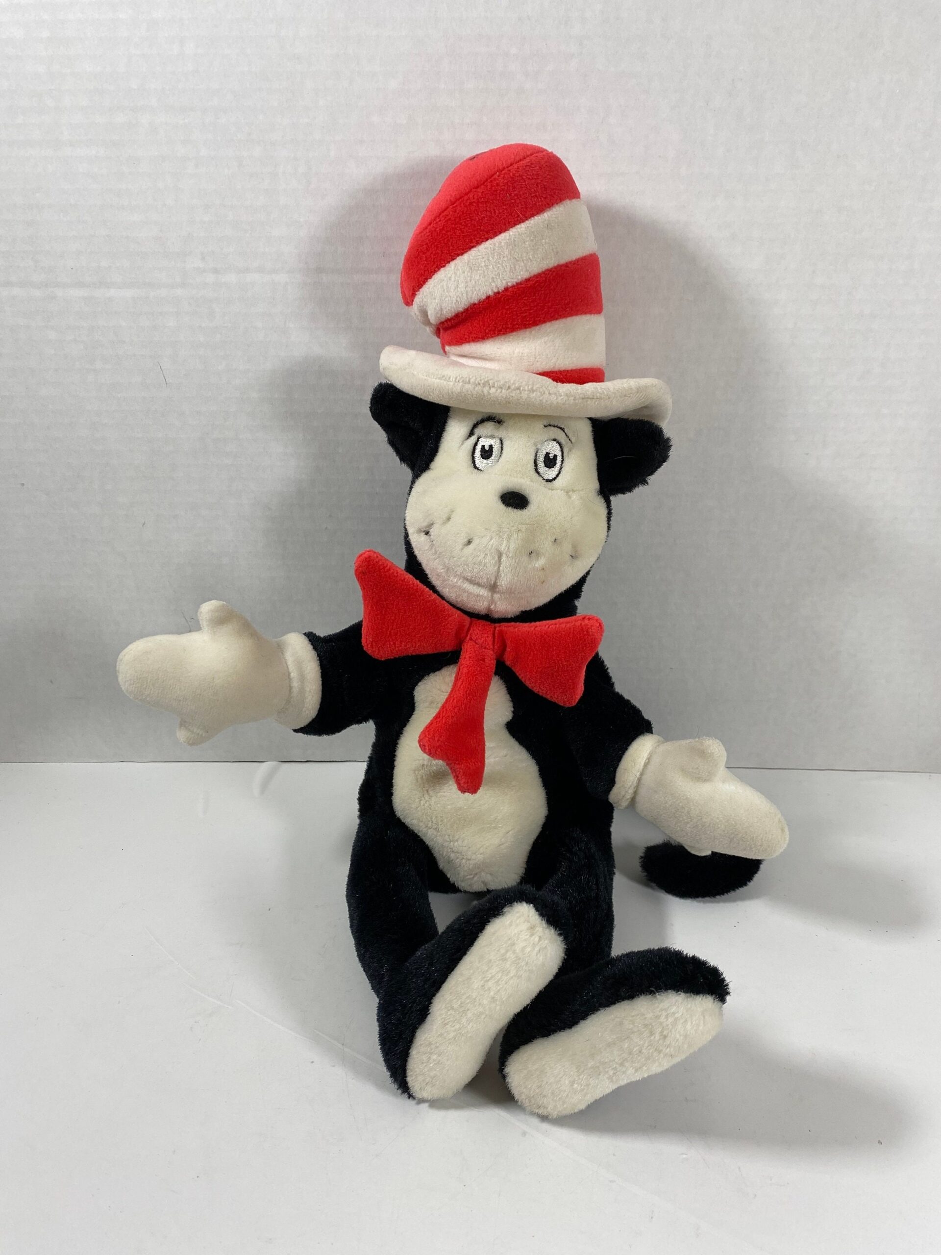 Vintage 2003 Dr Seuss The Cat In The Hat Movie Plush Hand Puppet Collectable Display Item Nostalgia Gift Idea Etsy Vintage 2003 Dr Seuss The Cat In The Hat Movie Plush Hand Puppet Collectable Display Item Nostalgia Gift Idea Etsy