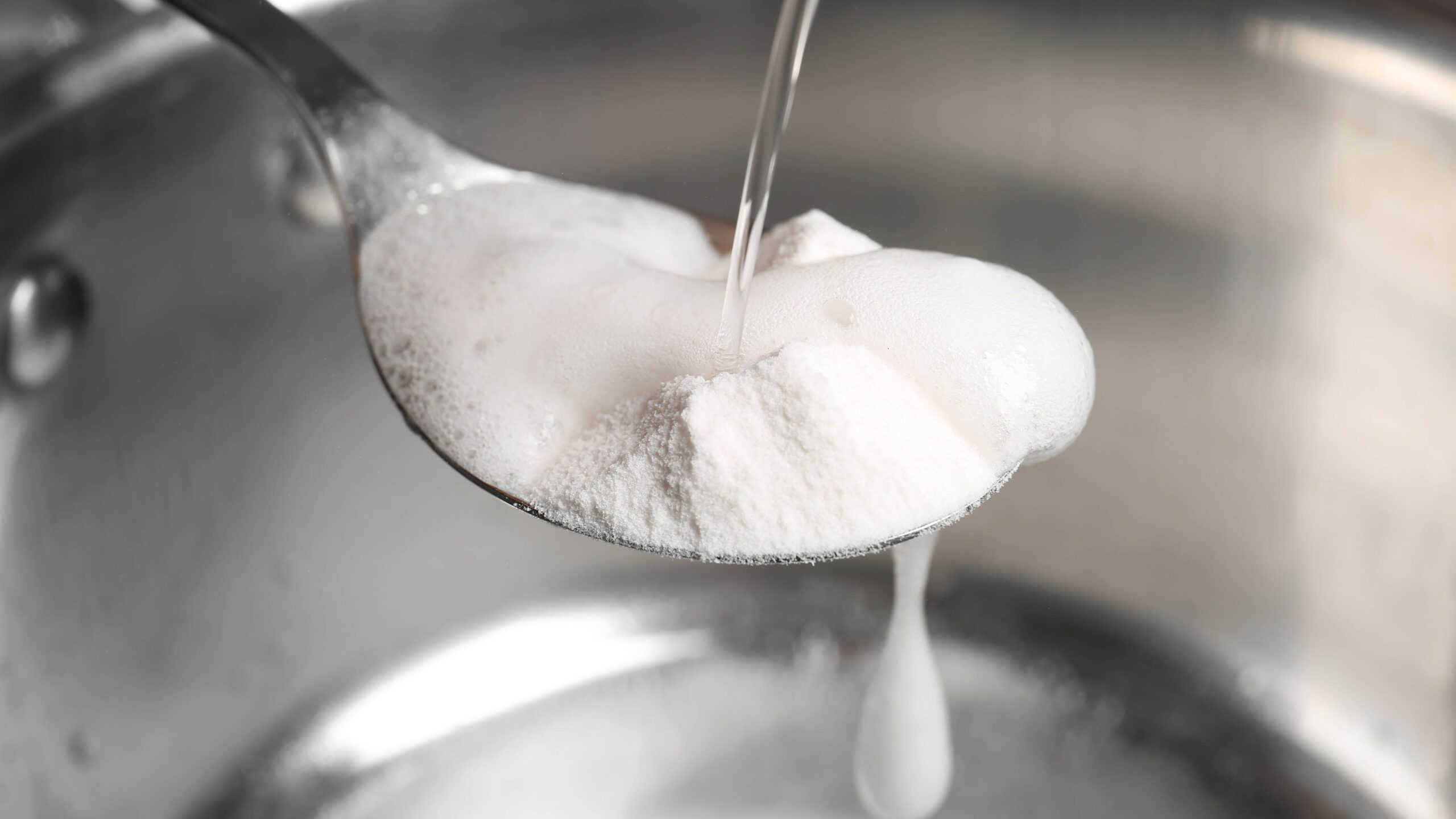 What Makes Baking Soda And Vinegar So Good At Cleaning Tom s Guide